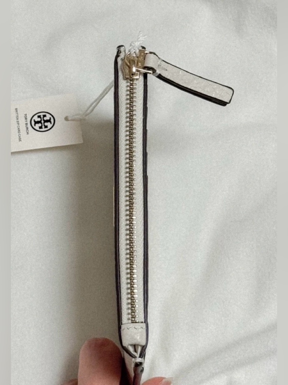 NWT TORY BURCH BRITTEN DOUBLE T LOGO ZIP CARD WALLET - Picture 3 of 5